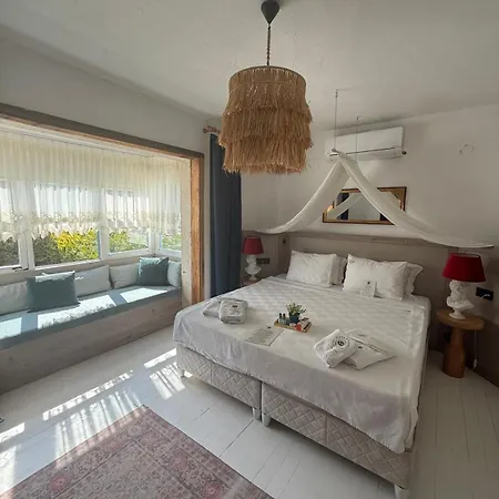 Casa Tuana Alaçatı Hotel