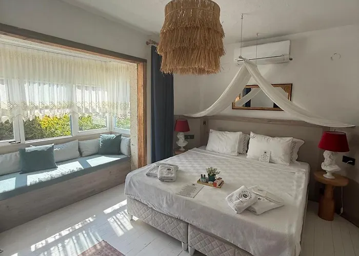 Casa Tuana Alacati Hotel